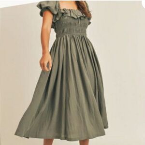 Mable Bennie Ruffled Midi Dress Size Medium Puff Sleeve